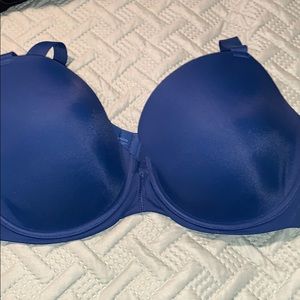 Beautiful navy full figure bra
